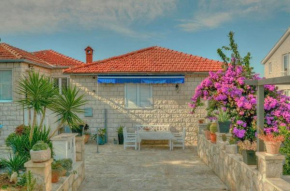 Apartments Ivanka, Supetar
